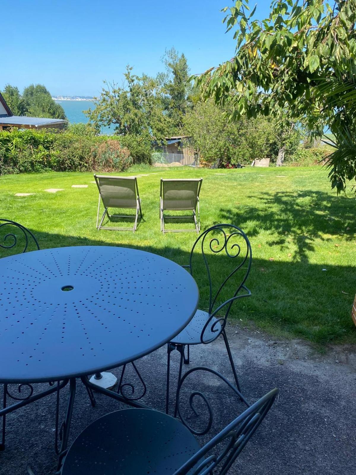 Gites De La Baie D'Honfleur Cricquebœuf Kültér fotó
