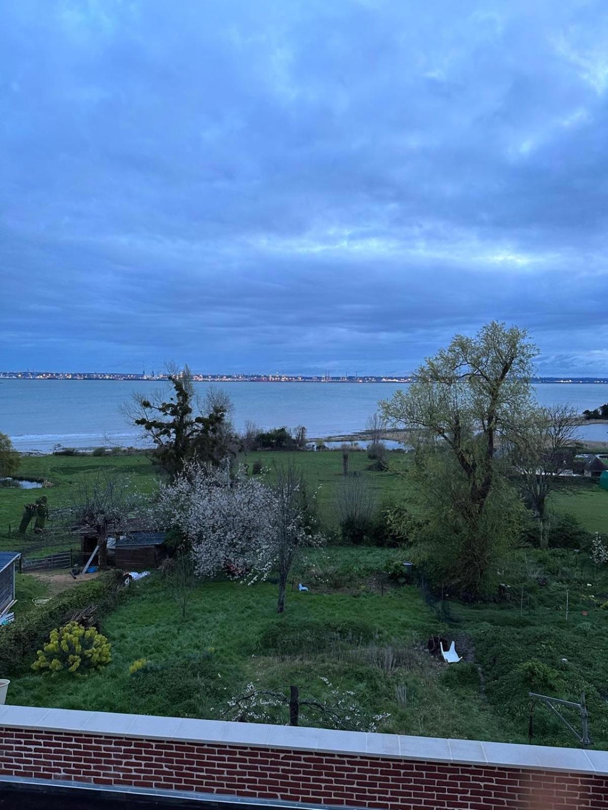 Gites De La Baie D'Honfleur Cricquebœuf Kültér fotó